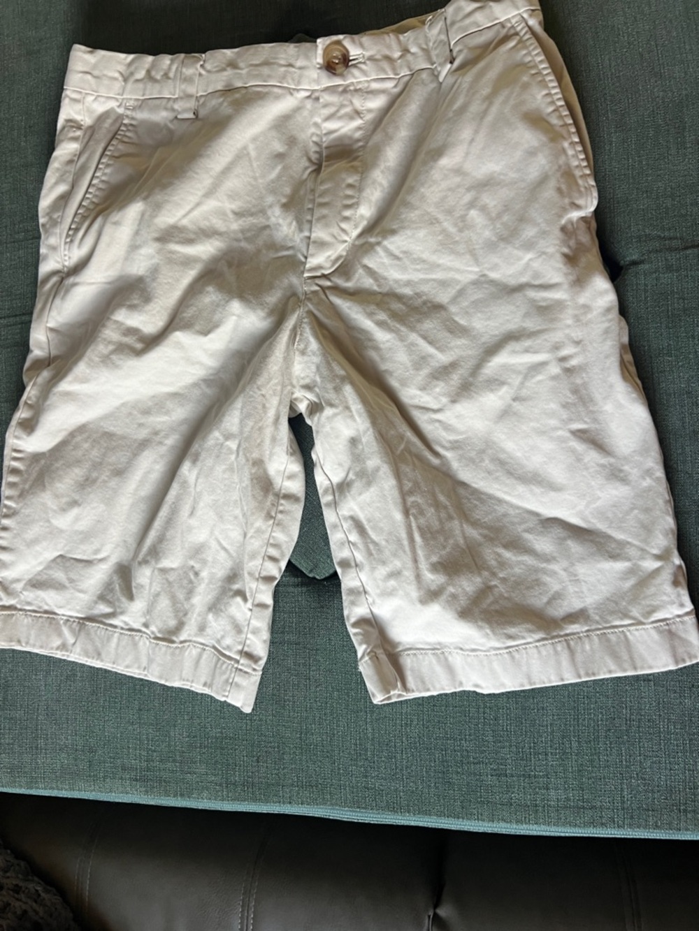 Vineyard Vines White Flat Front Chino Shorts